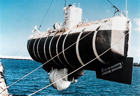 bathyscaphe Trieste 1960